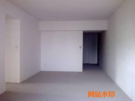 海宁鑫城西大门口商铺出售